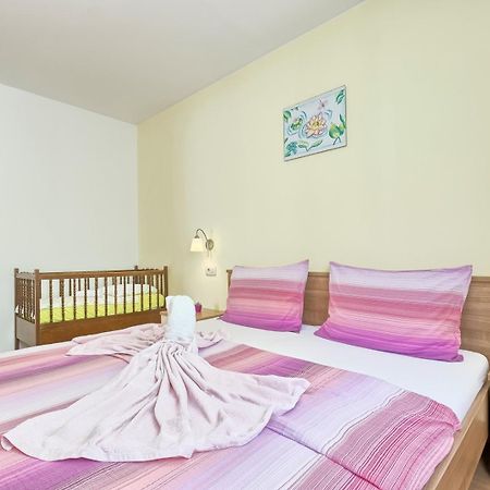 Holiday House Valnessa Медулин Екстериор снимка